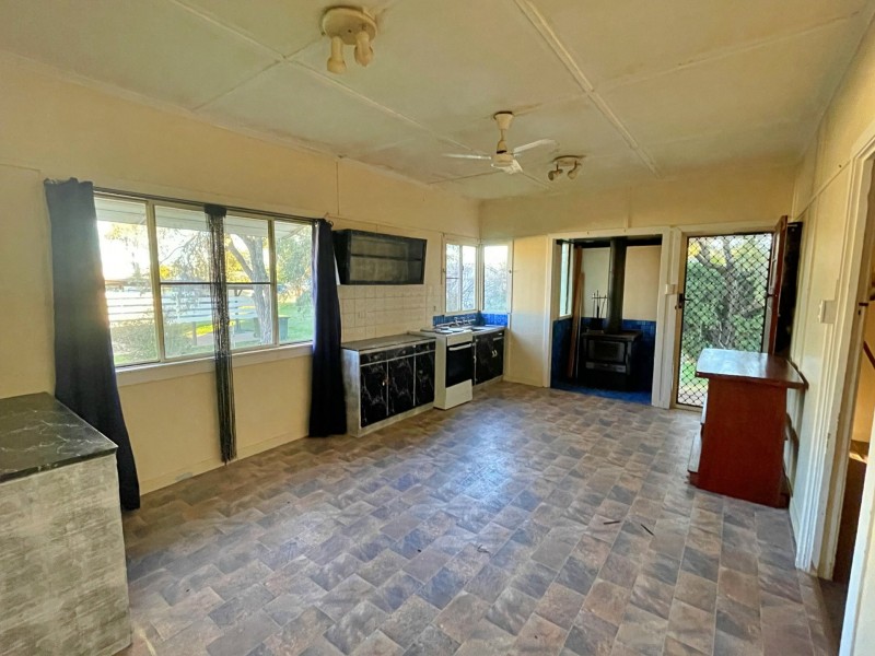 44 Kaboon Street, Yelarbon QLD 4388