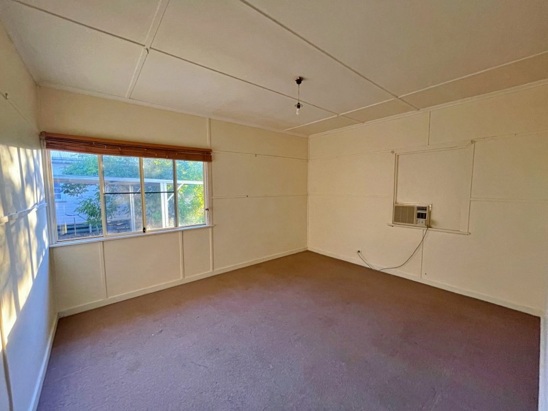 44 Kaboon Street, Yelarbon QLD 4388