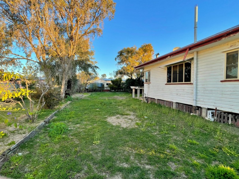44 Kaboon Street, Yelarbon QLD 4388