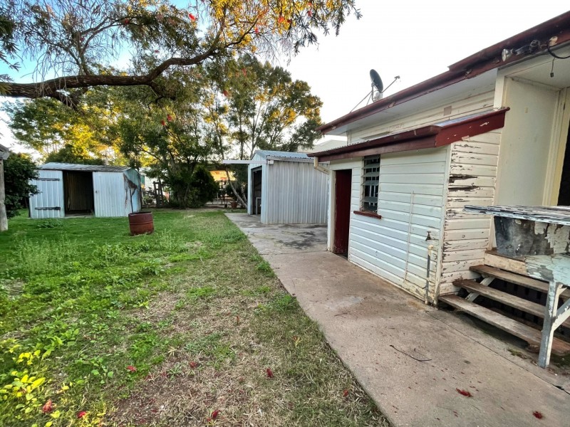 44 Kaboon Street, Yelarbon QLD 4388