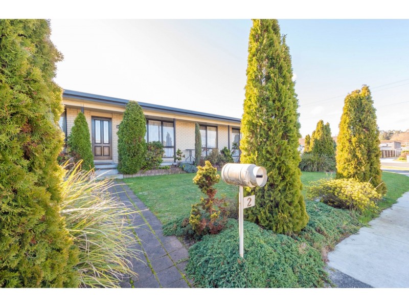 2 Wintercole Court, Newnham TAS 7248