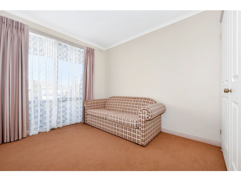 2 Wintercole Court, Newnham TAS 7248