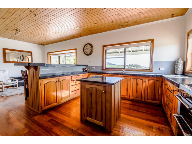 114 Waddles Road, Karoola TAS 7267