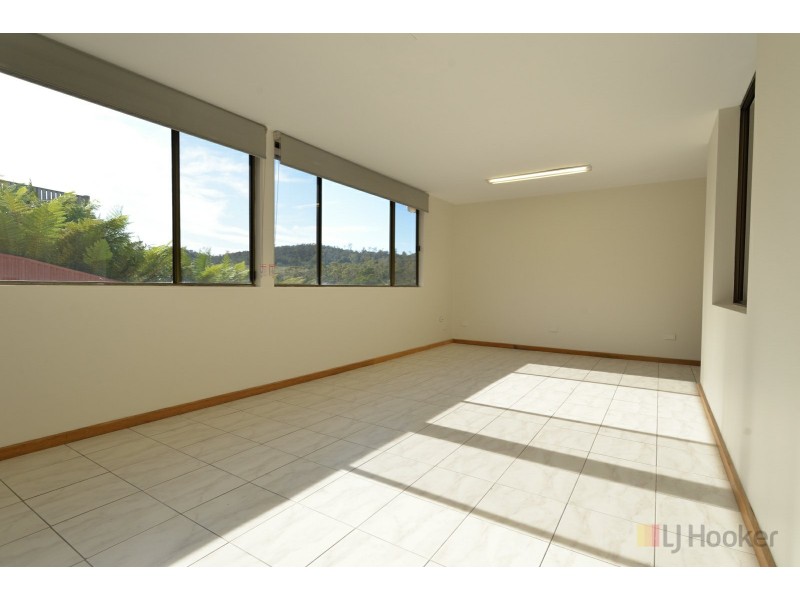 54 Crandon Crescent, Newnham TAS 7248