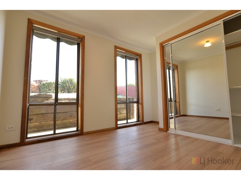 54 Crandon Crescent, Newnham TAS 7248