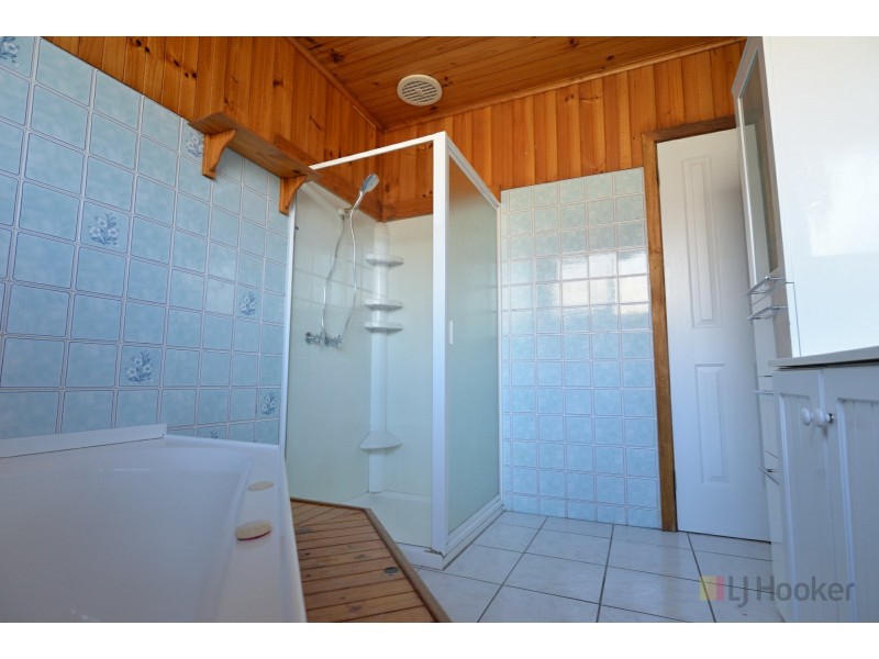 54 Crandon Crescent, Newnham TAS 7248