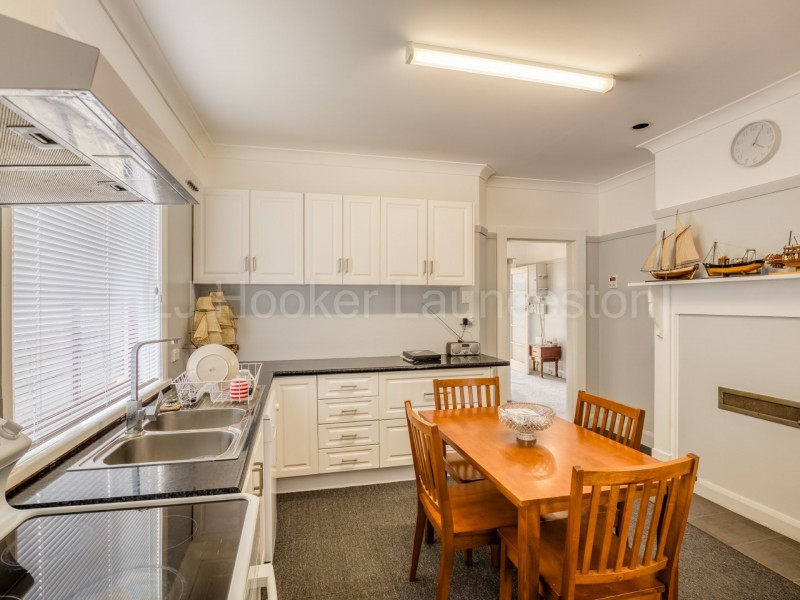 16 Derby Street, Mowbray TAS 7248