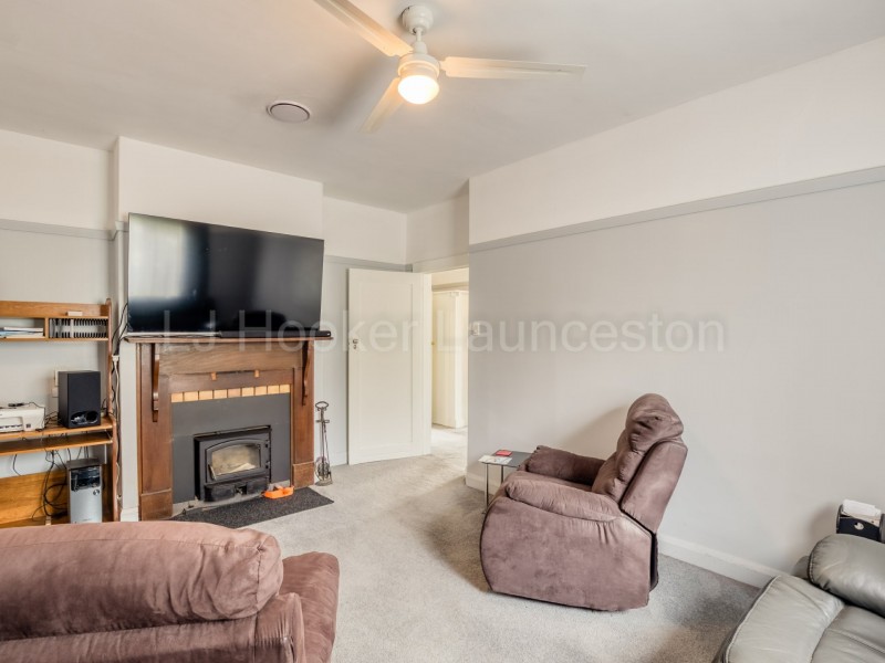 16 Derby Street, Mowbray TAS 7248