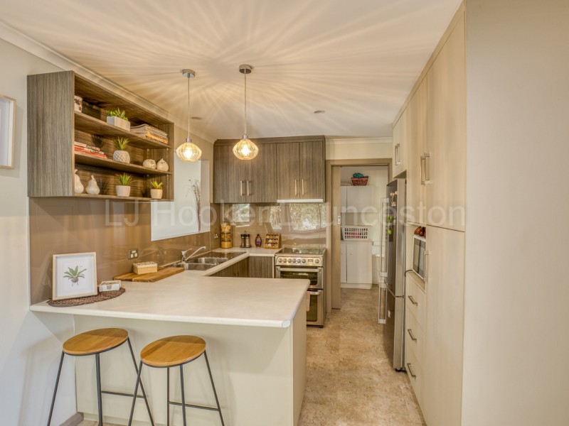 100 Poplar Parade, Youngtown TAS 7249