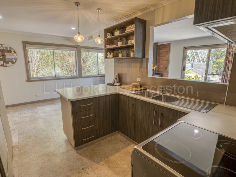 100 Poplar Parade, Youngtown TAS 7249