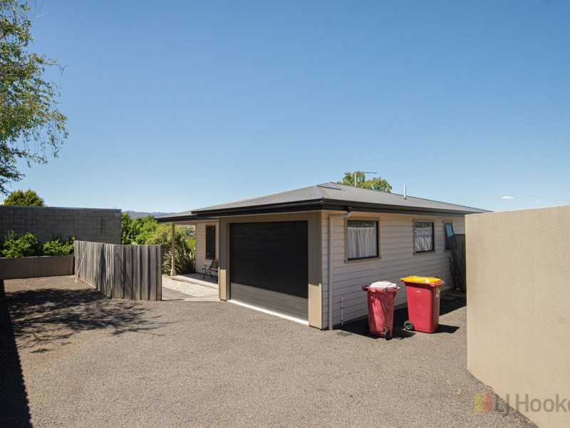2/39 Button Street, Mowbray TAS 7248