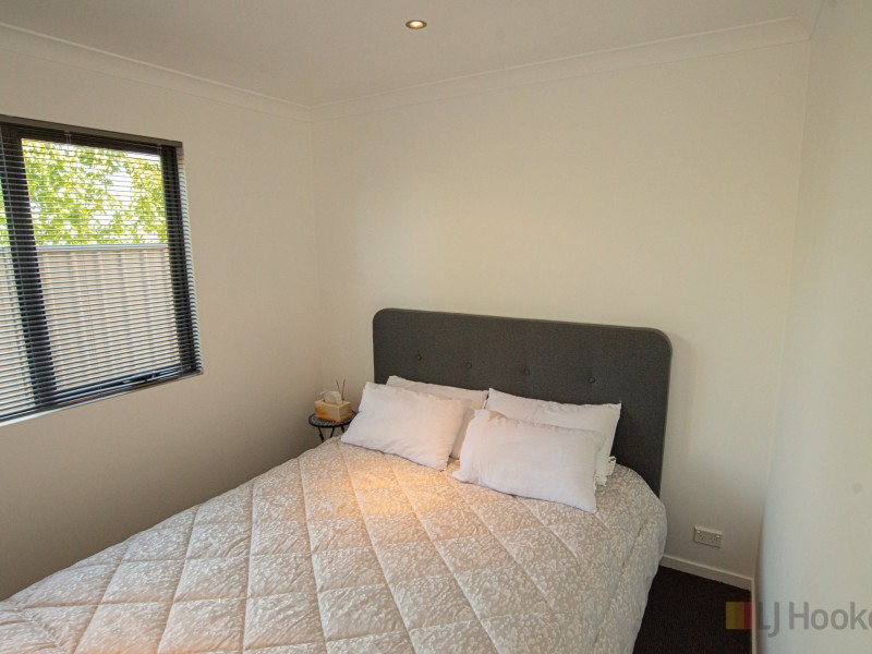 2/39 Button Street, Mowbray TAS 7248