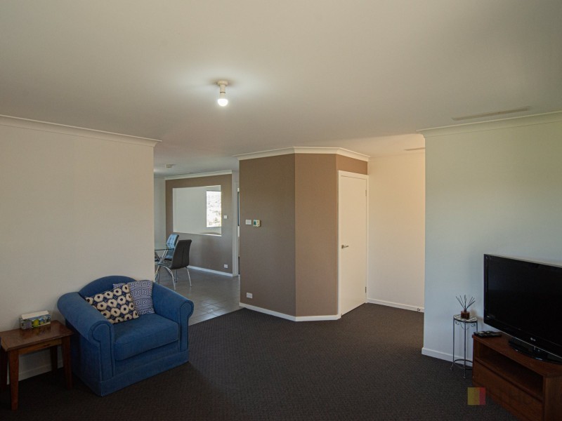 2/39 Button Street, Mowbray TAS 7248