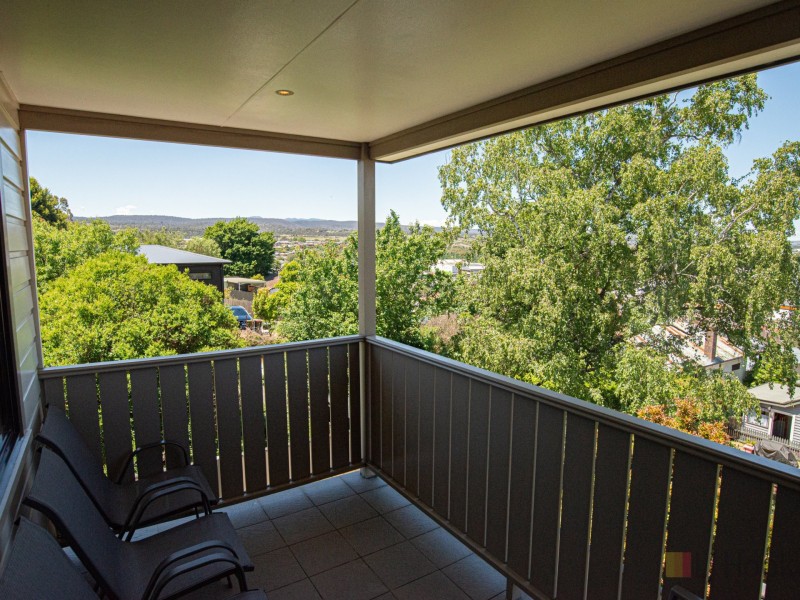 2/39 Button Street, Mowbray TAS 7248