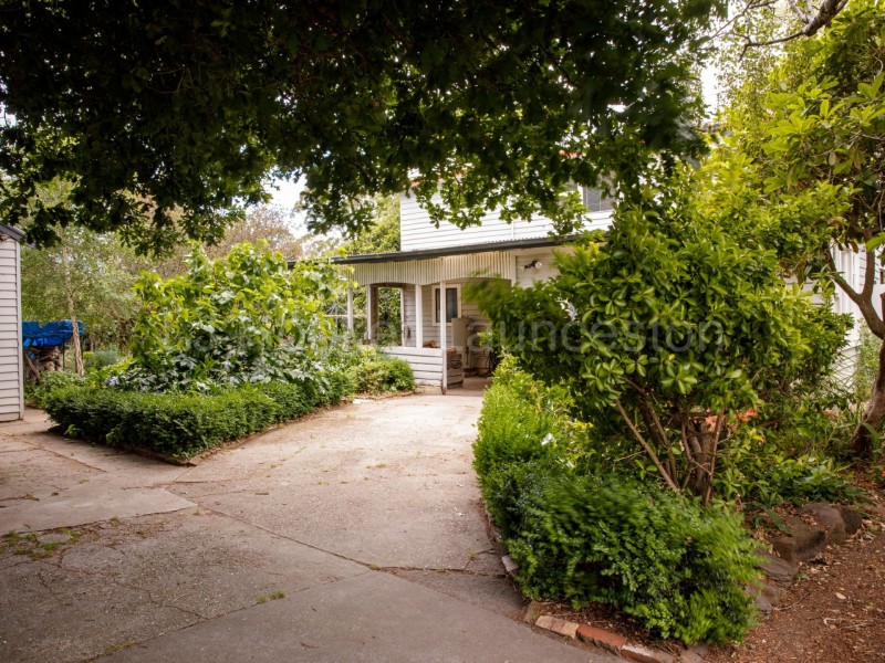 196 Paper Beach Road, Swan Point TAS 7275