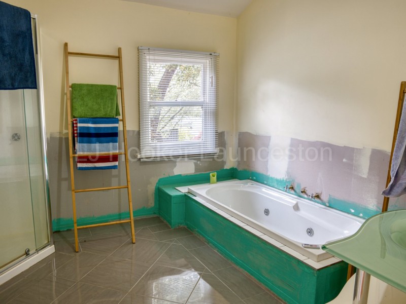 196 Paper Beach Road, Swan Point TAS 7275