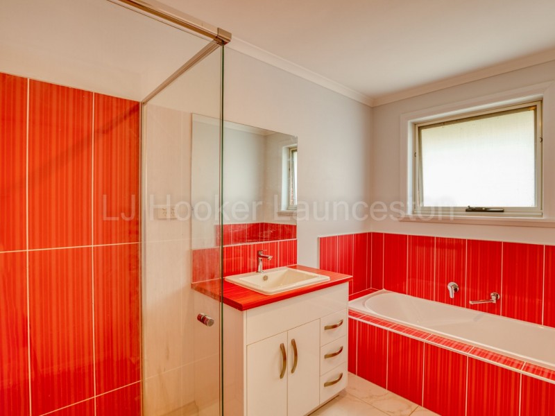 6 Miriam Court, Newnham TAS 7248