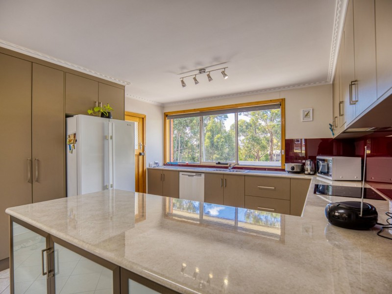 15 Ronneby Road, Newnham TAS 7248