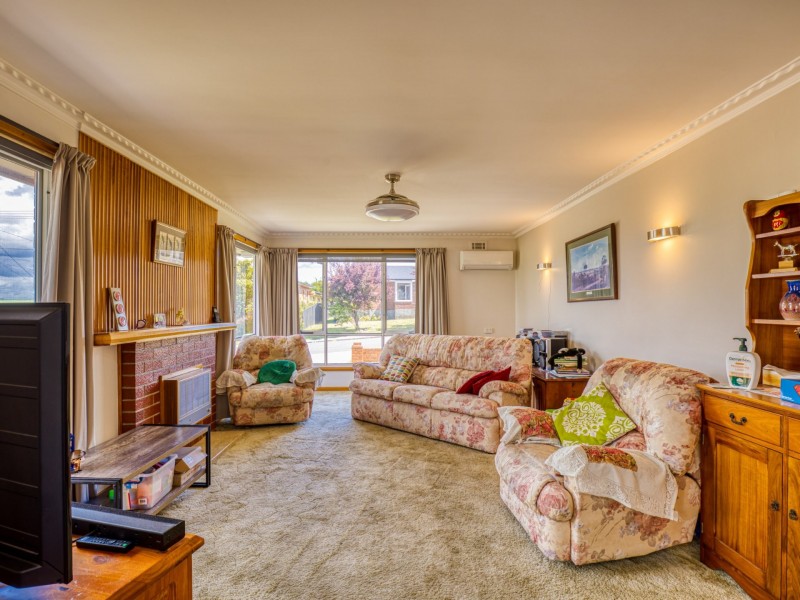 15 Ronneby Road, Newnham TAS 7248