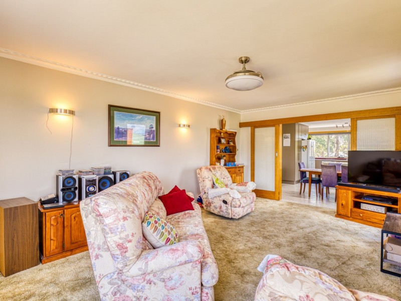 15 Ronneby Road, Newnham TAS 7248