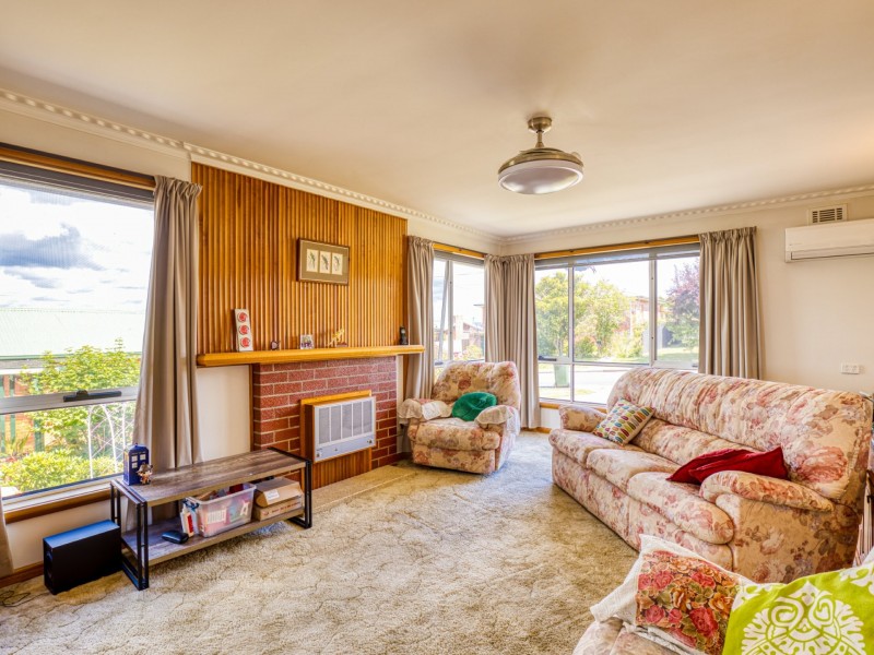 15 Ronneby Road, Newnham TAS 7248