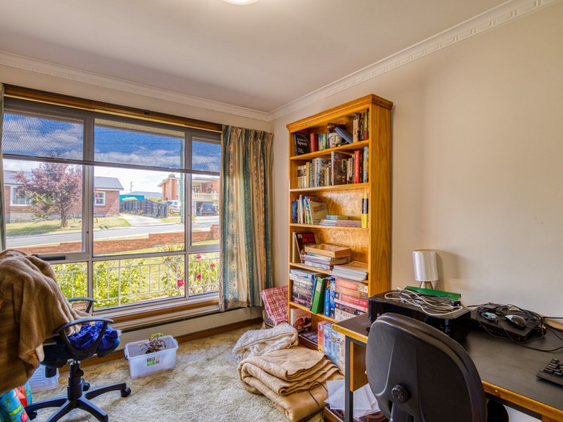 15 Ronneby Road, Newnham TAS 7248