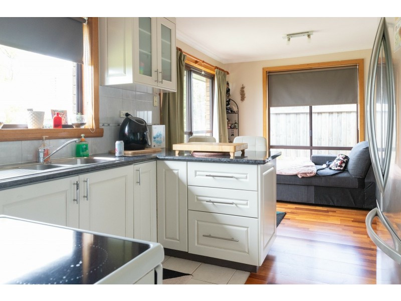 41 Rowland Crescent, Summerhill TAS 7250