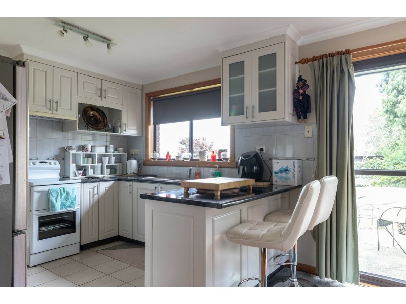 41 Rowland Crescent, Summerhill TAS 7250