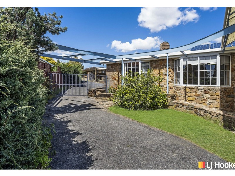 15 Sculthorpe Place, Norwood TAS 7250