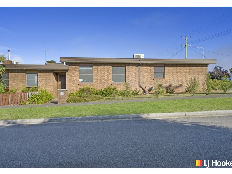 6 Teal Court, Newnham TAS 7248