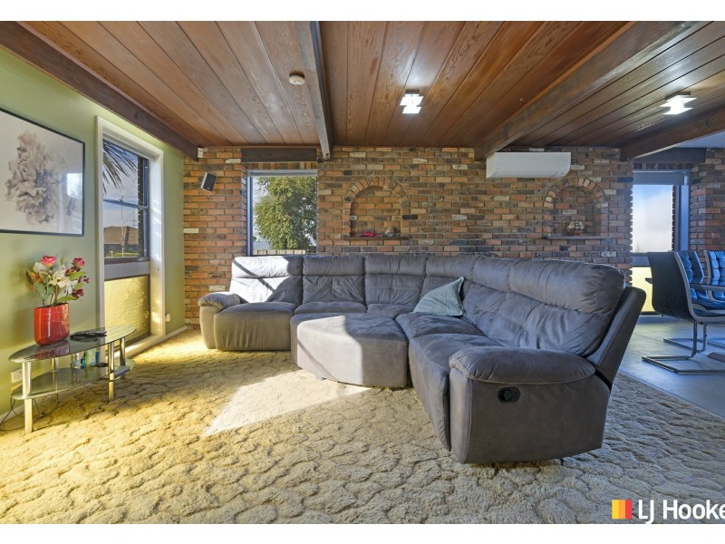 6 Teal Court, Newnham TAS 7248