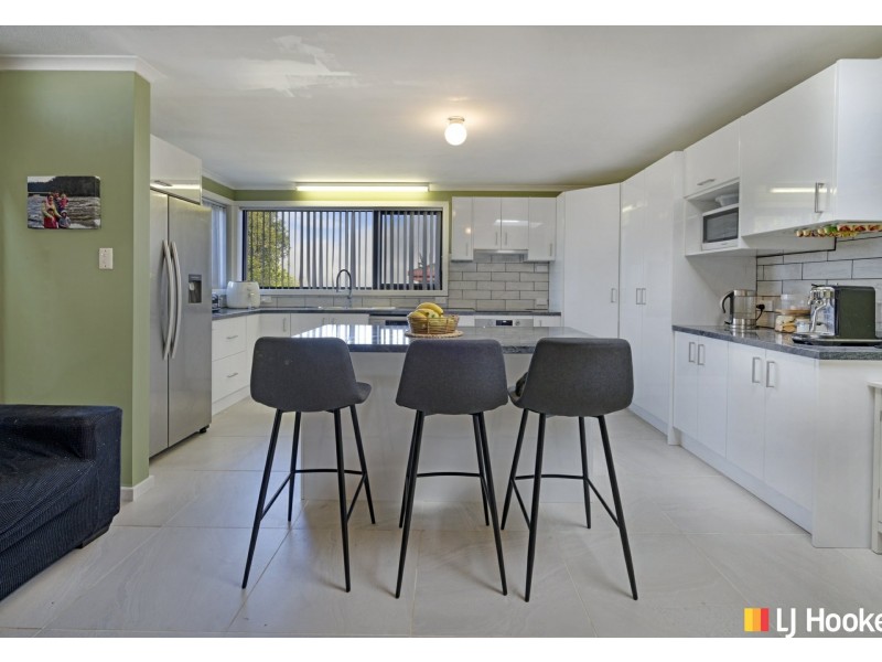 6 Teal Court, Newnham TAS 7248