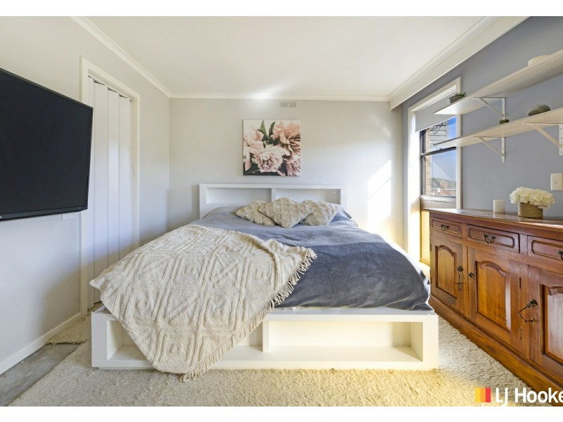 6 Teal Court, Newnham TAS 7248