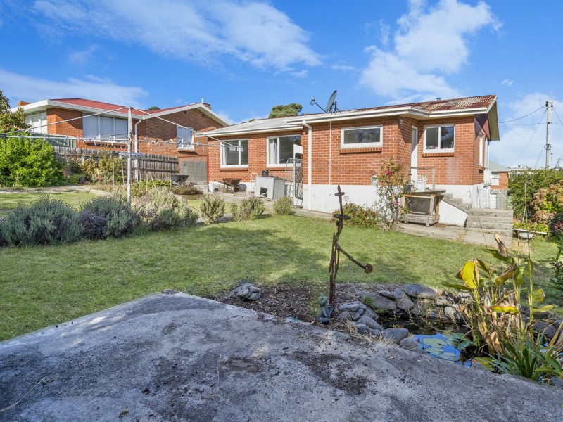 26 Ronneby Road, Newnham TAS 7248