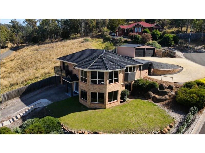 4 Tennyson Drive, Riverside TAS 7250