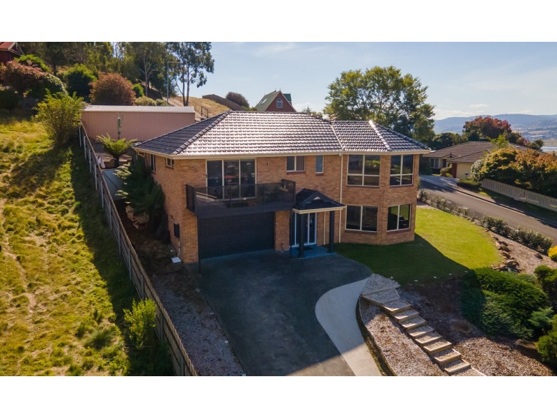 4 Tennyson Drive, Riverside TAS 7250