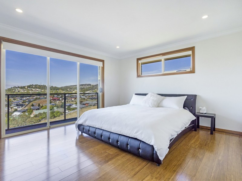 4 Tennyson Drive, Riverside TAS 7250