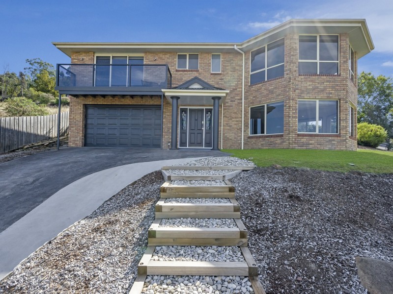 4 Tennyson Drive, Riverside TAS 7250