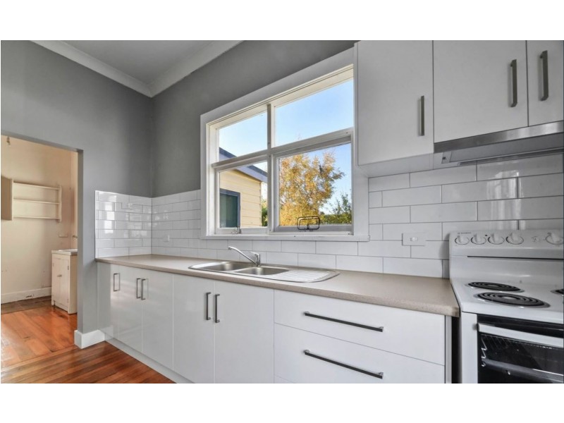 2 Kinross Road, Invermay TAS 7248