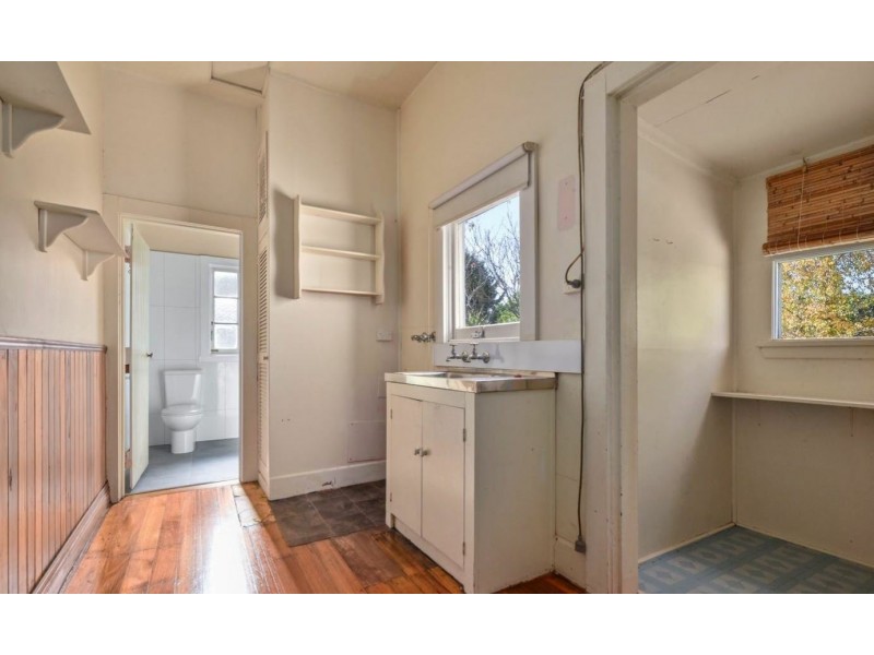 2 Kinross Road, Invermay TAS 7248