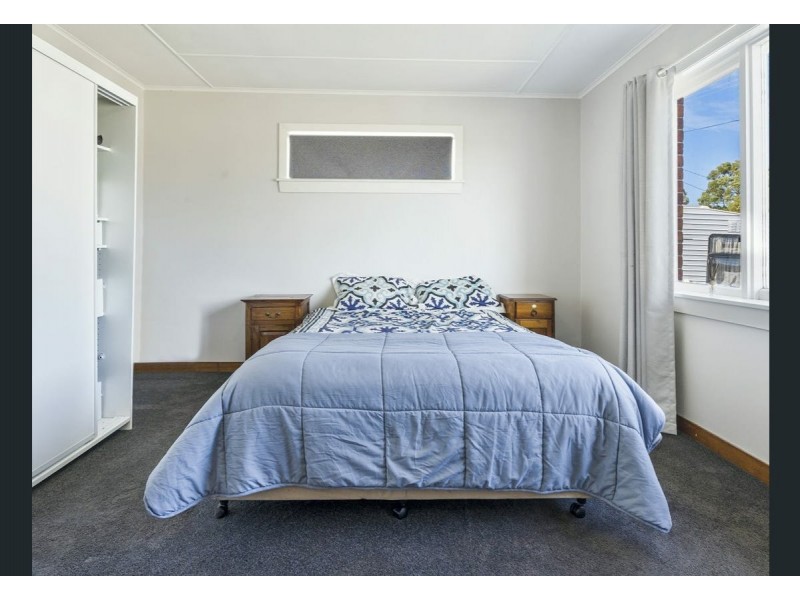 26 Ronneby Road, Newnham TAS 7248