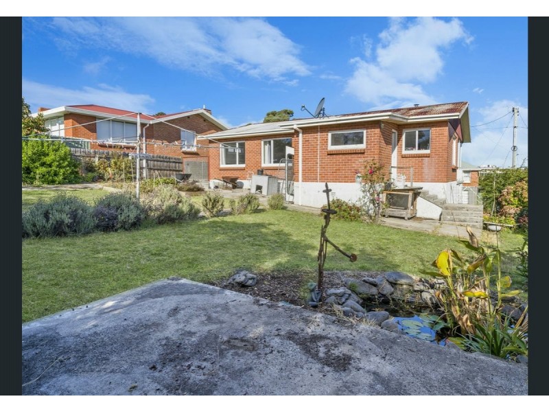 26 Ronneby Road, Newnham TAS 7248