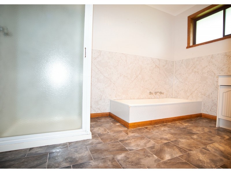 5 Bacala Road, Lilydale TAS 7268