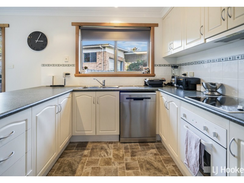 Unit 2/15 Lovely Banks Court, Legana TAS 7277