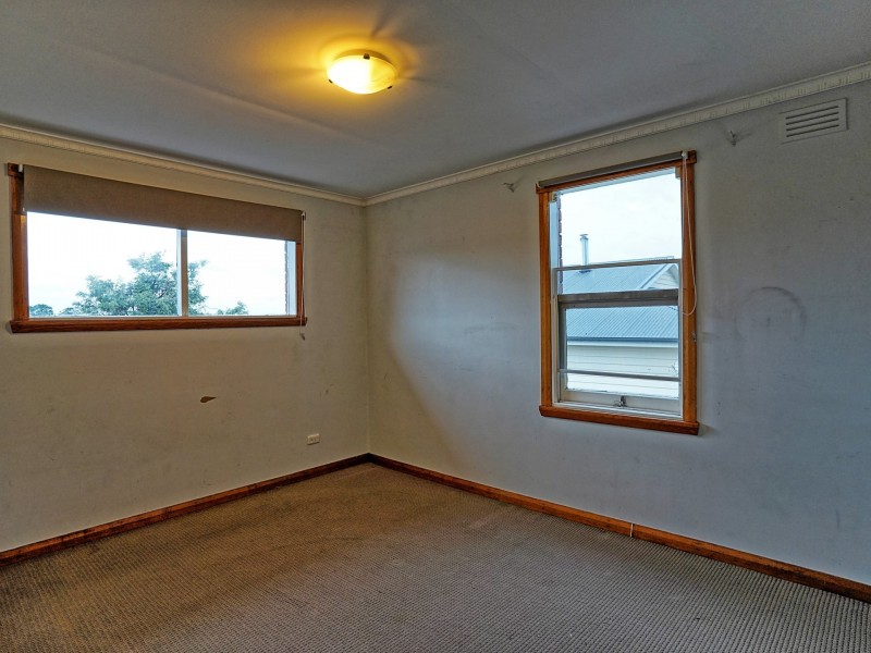 36 Crandon Crescent, Newnham TAS 7248