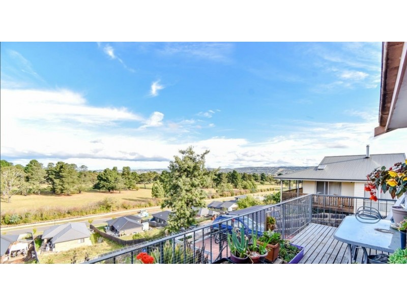 36 Crandon Crescent, Newnham TAS 7248
