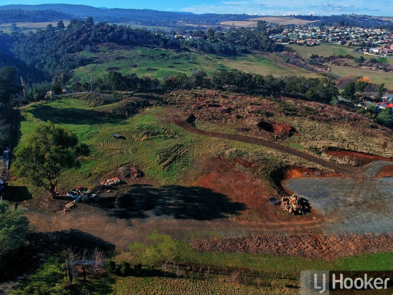 2 – 33 Waverley Road, Waverley TAS 7250