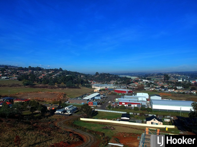 2 – 33 Waverley Road, Waverley TAS 7250