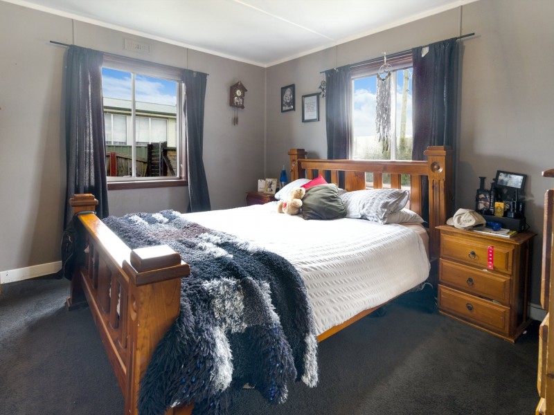 11 Cook Crescent, Mayfield TAS 7248