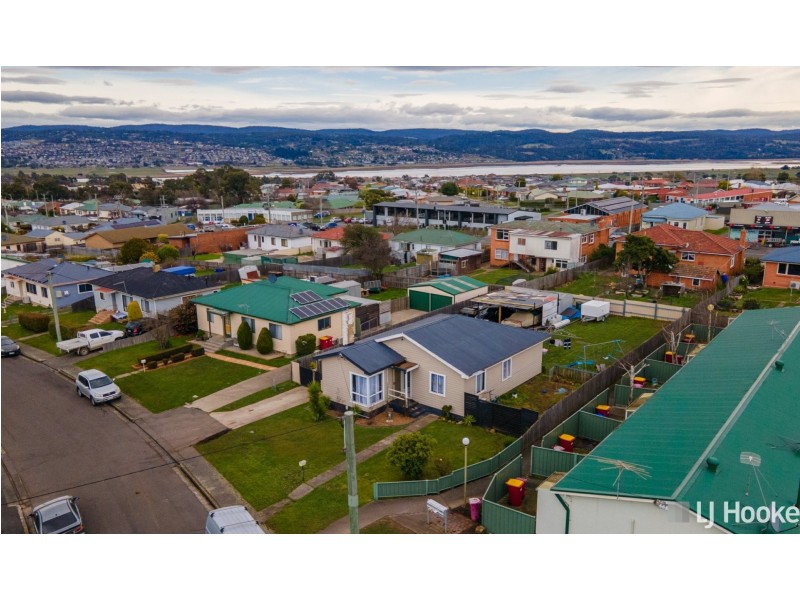 11 Cook Crescent, Mayfield TAS 7248